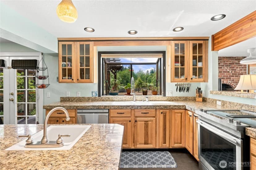 Property photo for 1305 Nw Mountain View Road, Silverdale photo 10