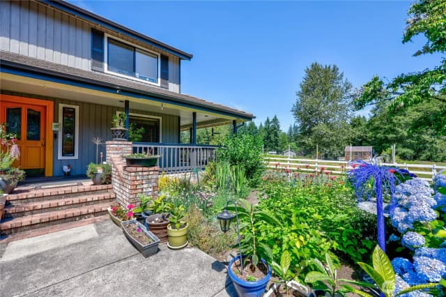 Property photo for 1305 Nw Mountain View Road, Silverdale photo 4