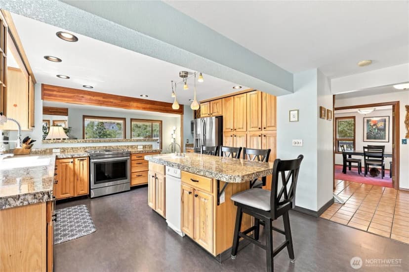 Property photo for 1305 Nw Mountain View Road, Silverdale photo 9