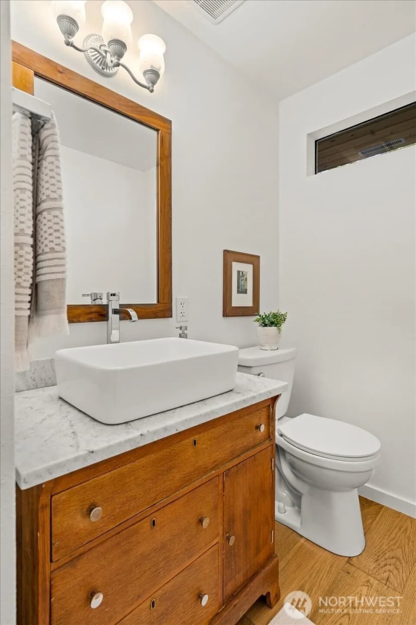 Property photo for 7400 Ne 118th Place, Kirkland photo 21