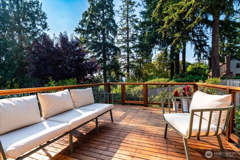 Property photo for 7400 Ne 118th Place, Kirkland photo 11
