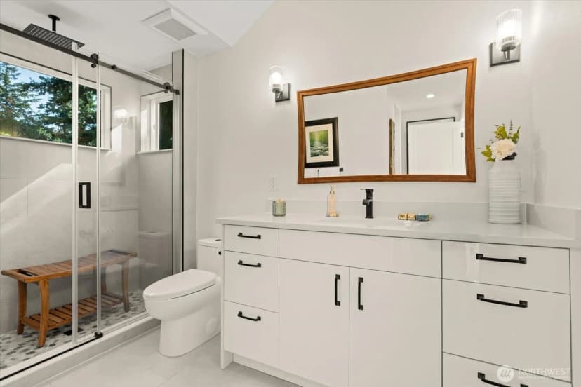 Property photo for 7400 Ne 118th Place, Kirkland photo 36