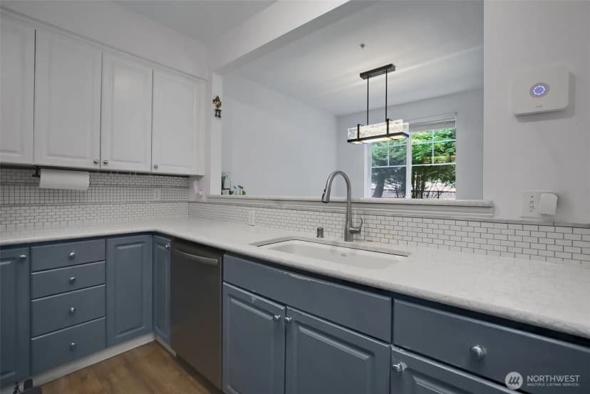 Property photo for 13000 Admiralty Way #l105, Everett photo 12