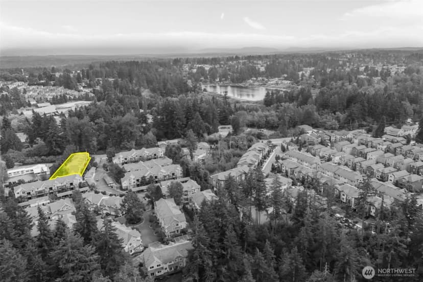 Property photo for 13000 Admiralty Way #l105, Everett photo 28
