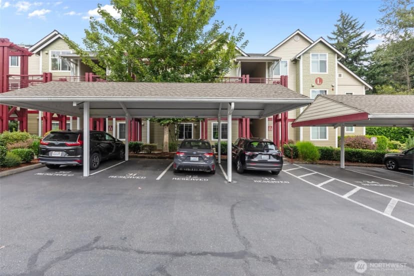 Property photo for 13000 Admiralty Way #l105, Everett photo 32