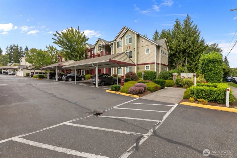 Property photo for 13000 Admiralty Way #l105, Everett photo 33
