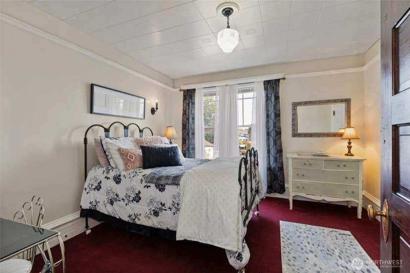 Property photo for 415 Harrison Street, Port Townsend photo 25