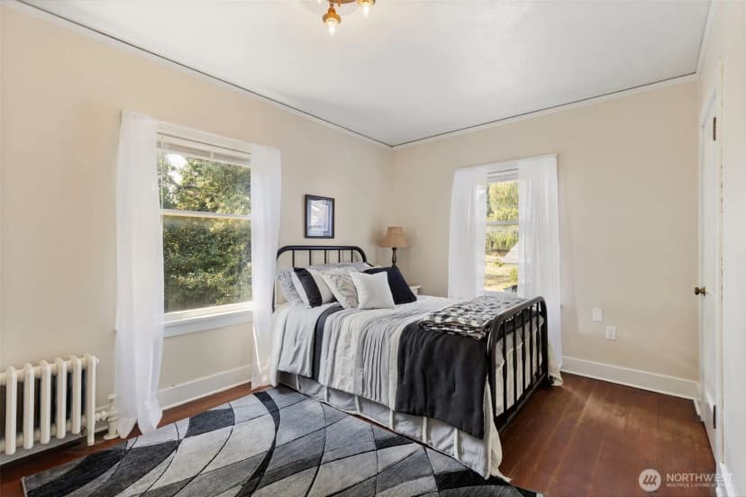 Property photo for 415 Harrison Street, Port Townsend photo 31