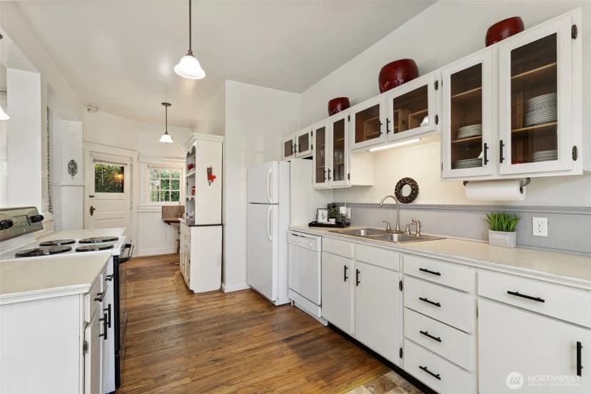 Property photo for 415 Harrison Street, Port Townsend photo 15