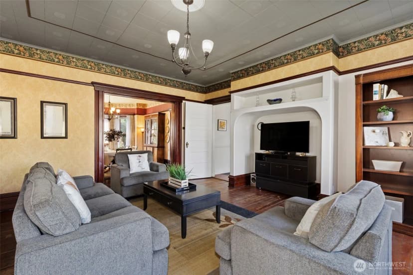 Property photo for 415 Harrison Street, Port Townsend photo 9