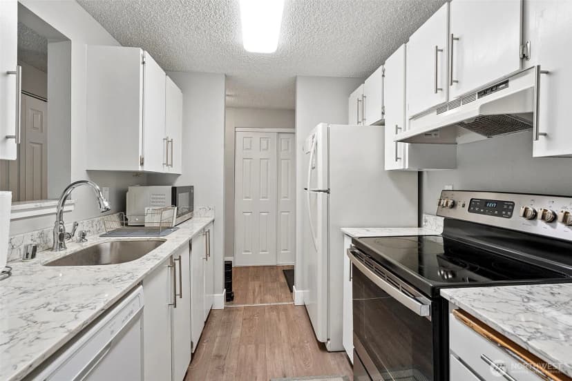 Property photo for 4501 Grandview Drive W #t221, University Place photo 6