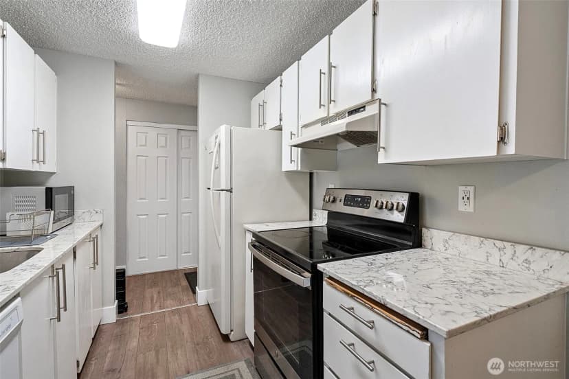 Property photo for 4501 Grandview Drive W #t221, University Place photo 5