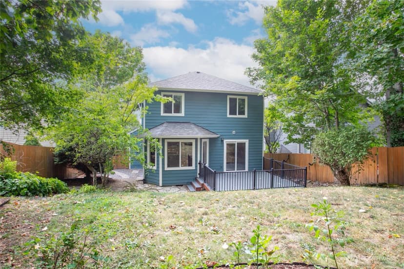 Property photo for 1428 Sweetbay Drive, Bellingham photo 6