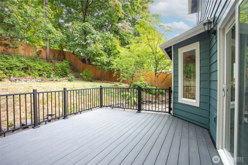 Property photo for 1428 Sweetbay Drive, Bellingham photo 32