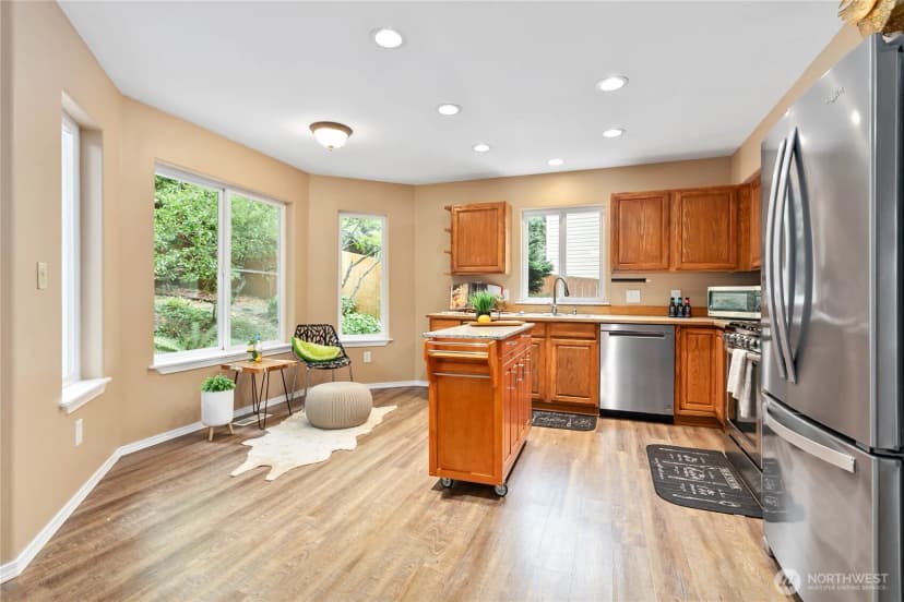 Property photo for 1428 Sweetbay Drive, Bellingham photo 3