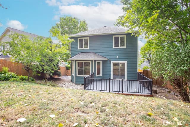 Property photo for 1428 Sweetbay Drive, Bellingham photo 4