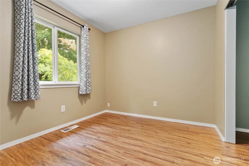 Property photo for 1428 Sweetbay Drive, Bellingham photo 27