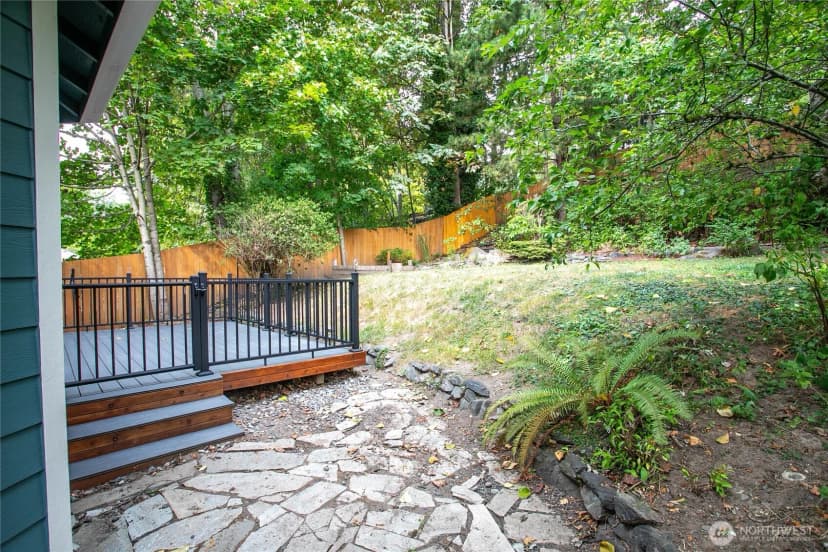 Property photo for 1428 Sweetbay Drive, Bellingham photo 31