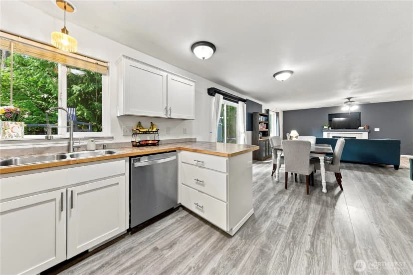 Property photo for 22616 Echowood Lane Se, Yelm photo 22