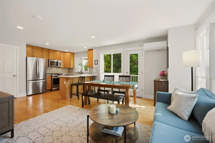 Property photo for 6800 Oswego Place Ne, Seattle photo 15