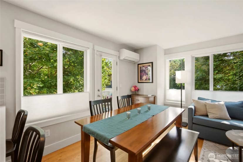 Property photo for 6800 Oswego Place Ne, Seattle photo 11