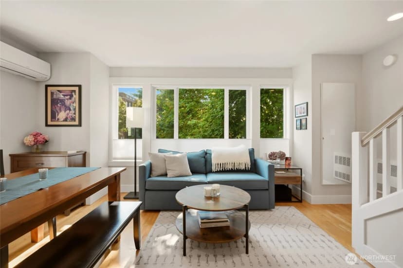 Property photo for 6800 Oswego Place Ne, Seattle photo 10