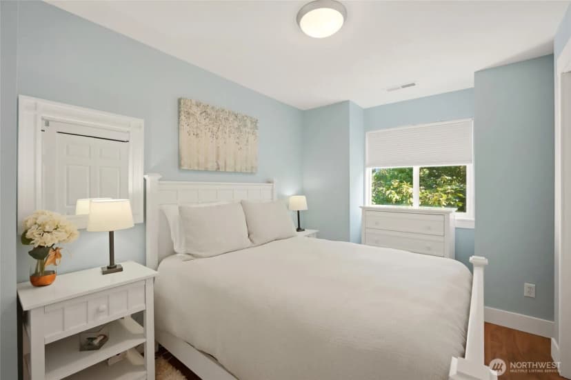 Property photo for 6800 Oswego Place Ne, Seattle photo 19