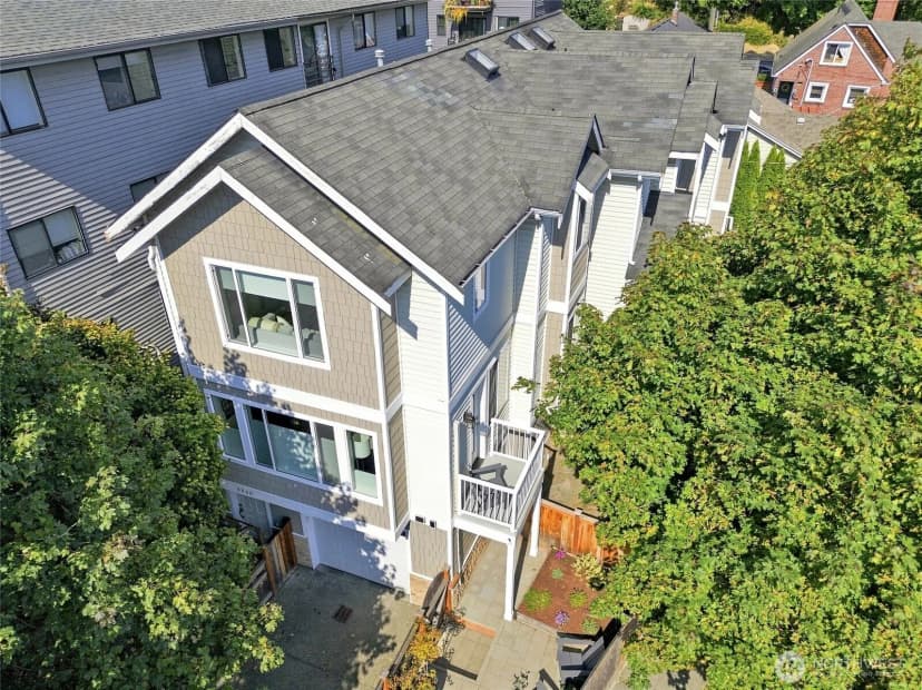 Property photo for 6800 Oswego Place Ne, Seattle photo 33
