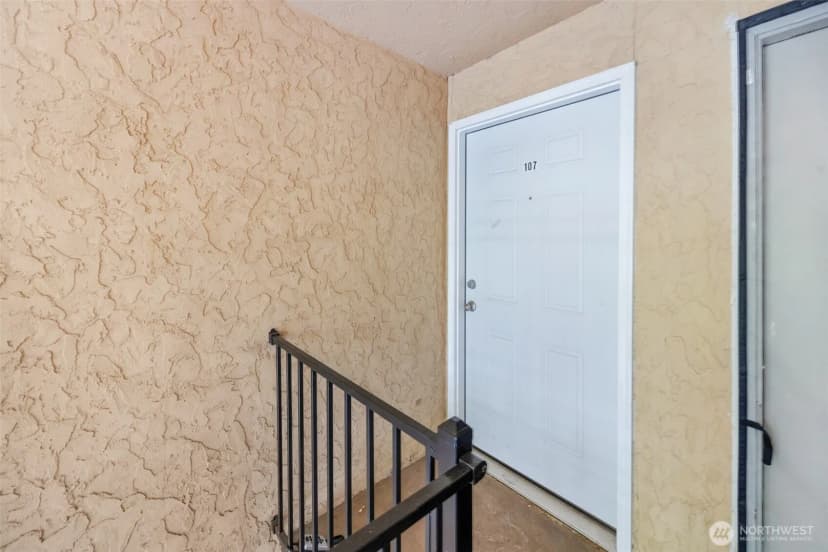 Property photo for 12525 Ne 145th Place #f107, Kirkland photo 17