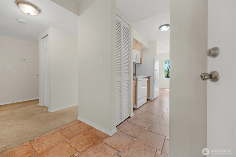 Property photo for 12525 Ne 145th Place #f107, Kirkland photo 4