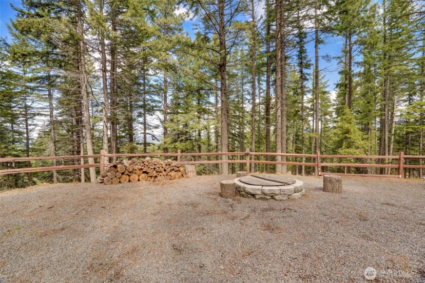 Property photo for 170 Pumphouse Hill Road, Cle Elum photo 9