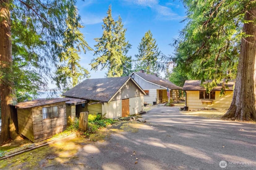 Property photo for 8325 Zangle Road Ne, Olympia photo 14