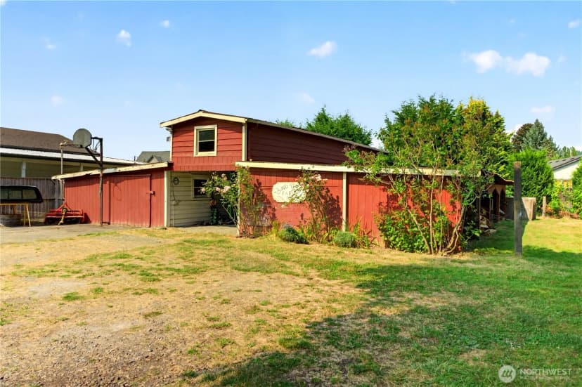 Property photo for 10807 61st Street Ct E, Puyallup photo 9