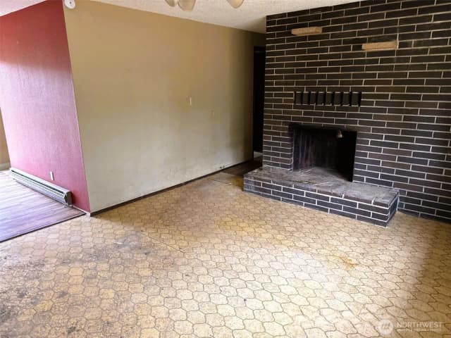 Property photo for 36017 79th Avenue S, Roy photo 3