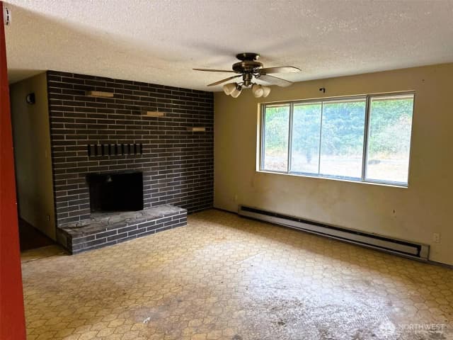 Property photo for 36017 79th Avenue S, Roy photo 4