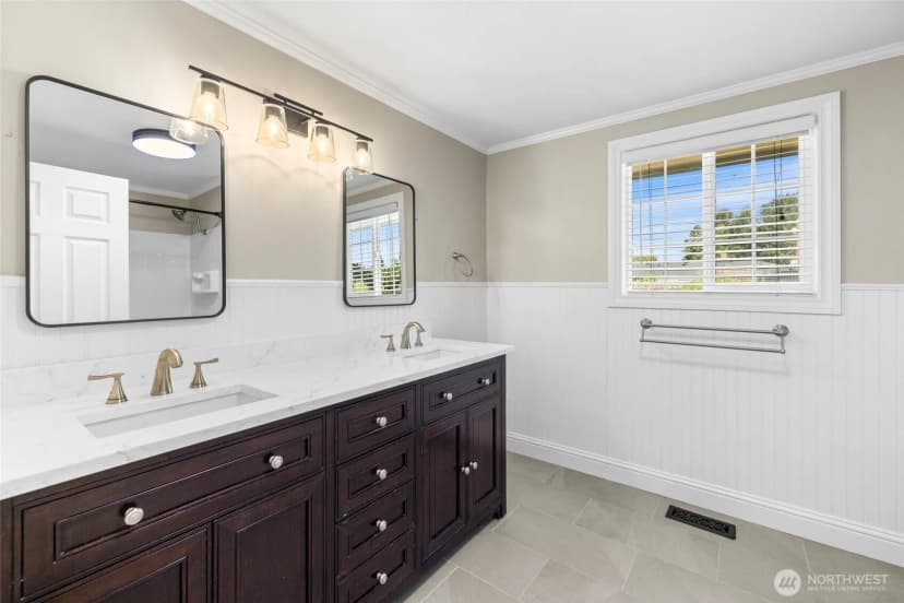 Property photo for 1206 S Walnut St, Burlington photo 18