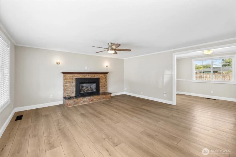 Property photo for 1206 S Walnut St, Burlington photo 14
