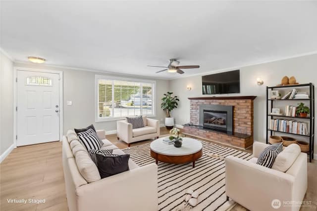 Property photo for 1206 S Walnut St, Burlington photo 5