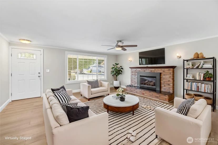 Property photo for 1206 S Walnut St, Burlington photo 5