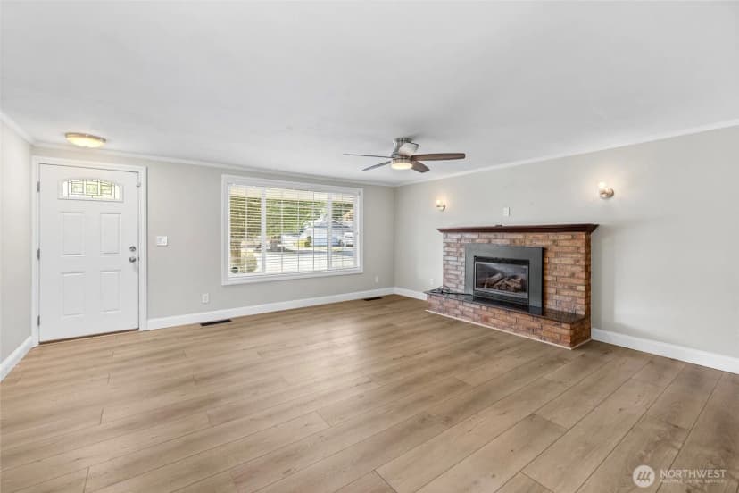 Property photo for 1206 S Walnut St, Burlington photo 13