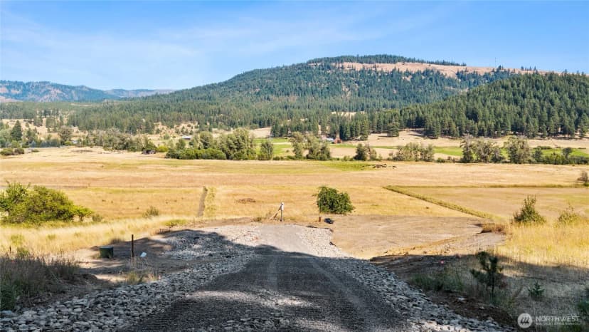 Property photo for 1080 Ranch Road, Cle Elum photo 15