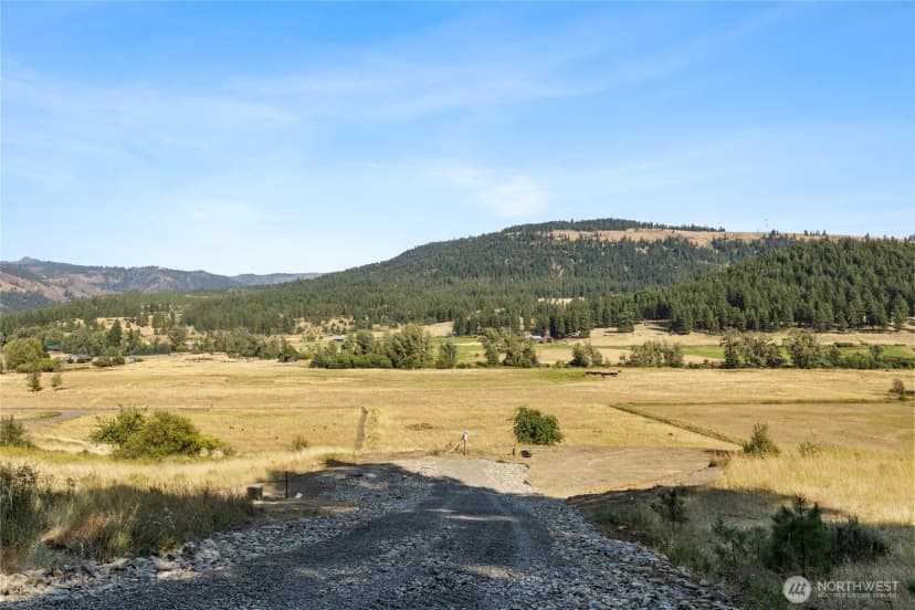 Property photo for 1080 Ranch Road, Cle Elum photo 4