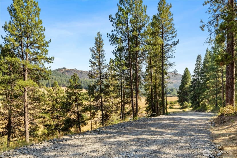 Property photo for 1080 Ranch Road, Cle Elum photo 8