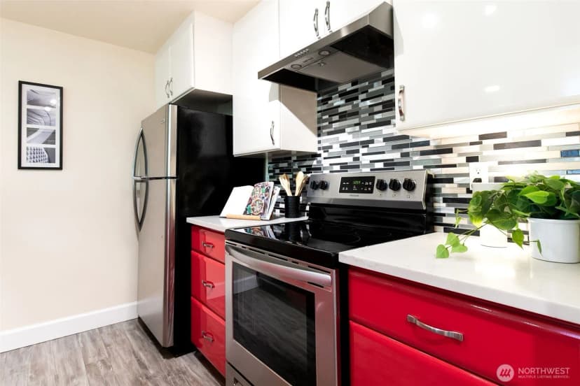 Property photo for 300 N 130th Street #7207, Seattle photo 6