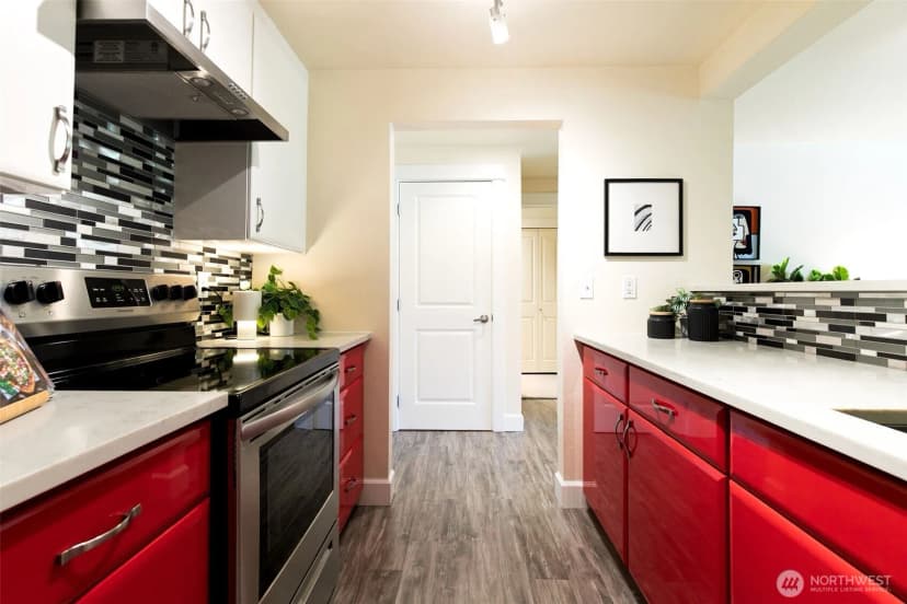 Property photo for 300 N 130th Street #7207, Seattle photo 7