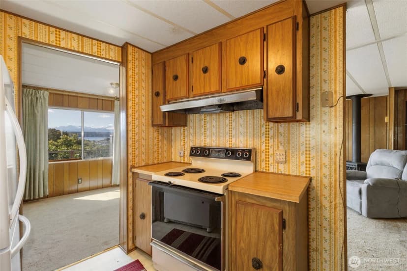 Property photo for 38003 Hood Canal Drive Ne, Hansville photo 15