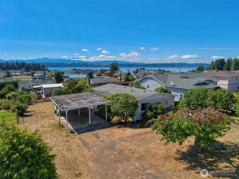 Property photo for 38003 Hood Canal Drive Ne, Hansville