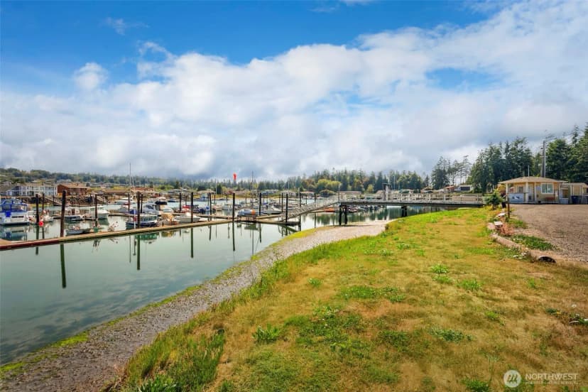 Property photo for 38003 Hood Canal Drive Ne, Hansville photo 38