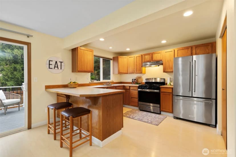 Property photo for 7548 Carnival Place Nw, Bremerton photo 10