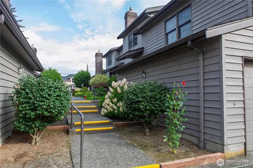 Property photo for 1111 Grover Street #1a, Lynden photo 31
